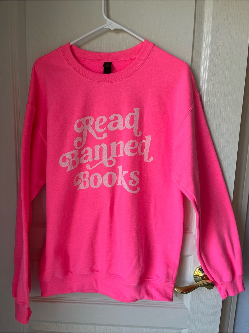 NWT Gildan Hot Pink Crewneck 'Read Banned Books' Graphic (no tags due to Etsy)